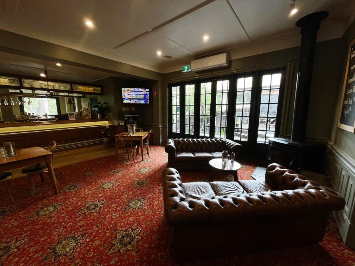 Alpine Hotel, Eat Drink Sleep วอร์เบอร์ตัน ภายนอก รูปภาพ