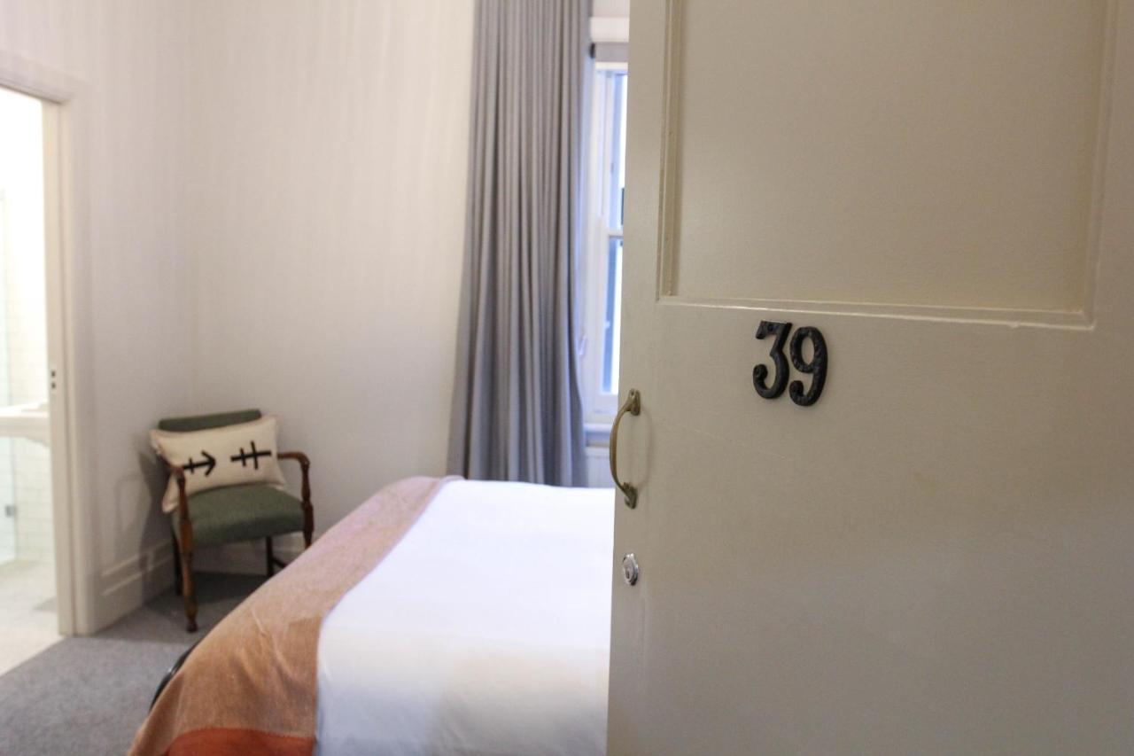 Alpine Hotel, Eat Drink Sleep วอร์เบอร์ตัน ภายนอก รูปภาพ