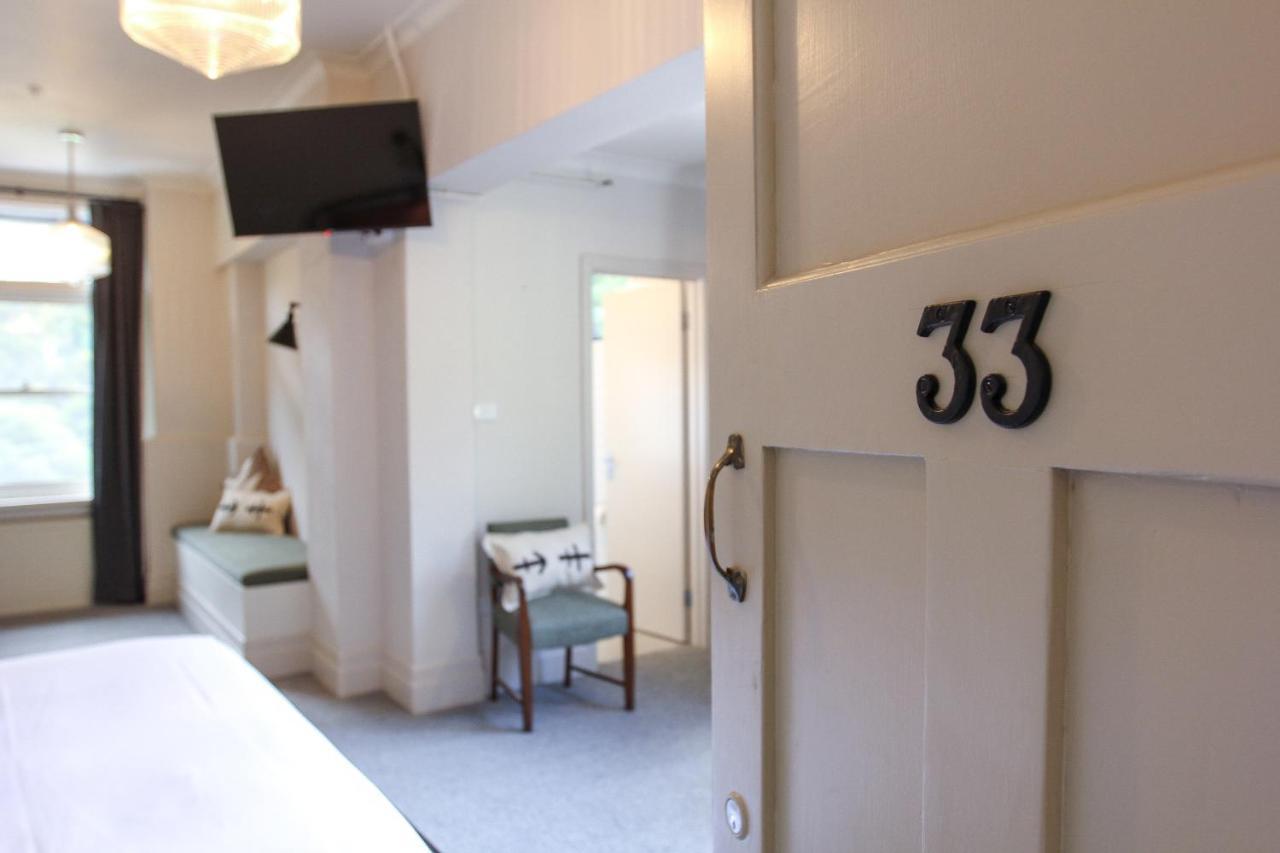 Alpine Hotel, Eat Drink Sleep วอร์เบอร์ตัน ภายนอก รูปภาพ
